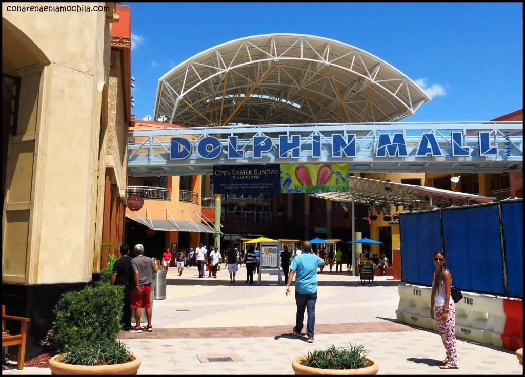 Dolphin Mall Miami Florida Estados Unidos