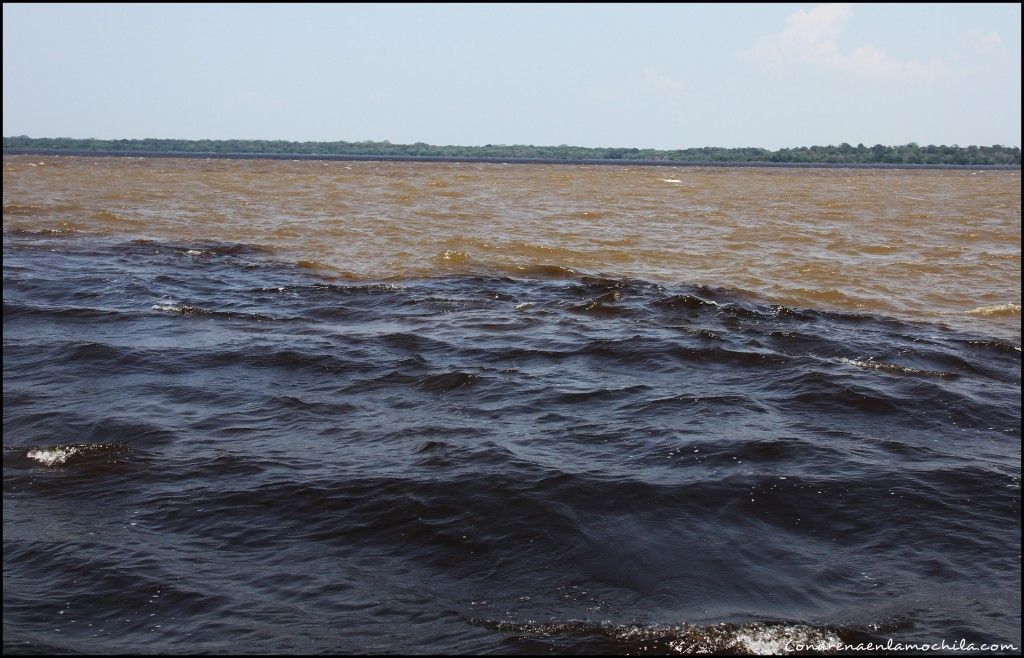 Encontro das Aguas Manaos Amazonas Brasil