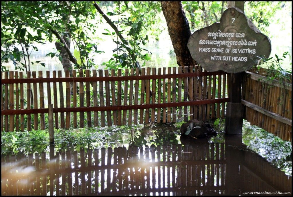 Choeung Ek Killing Fields Phnom Penh Camboya