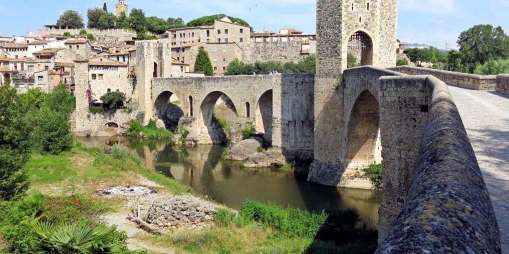 Besalú Gerona Cataluña España