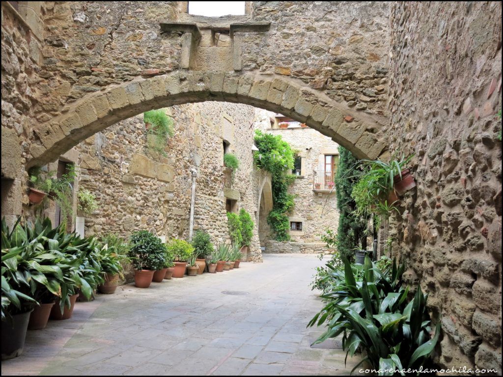 Monells Gerona Cataluña España