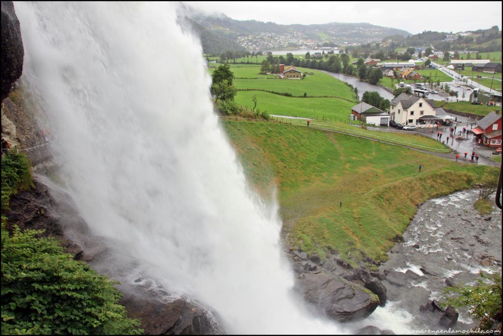 Steinsdalsfossen Noruega