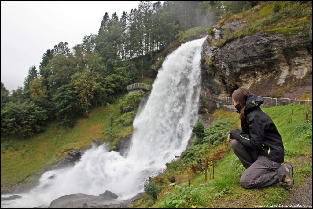 Steinsdalsfossen Noruega