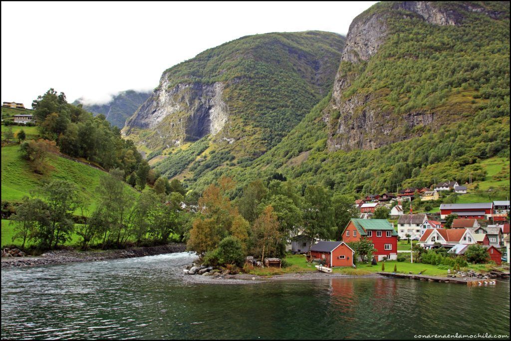 Naeroyfjord Noruega 